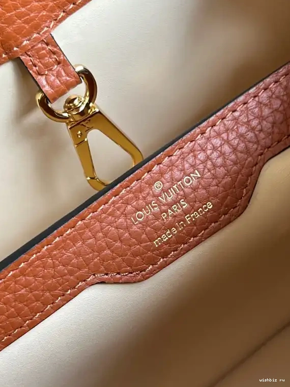 WIS CAPUCINES LOUIS VUITTON MM 0701